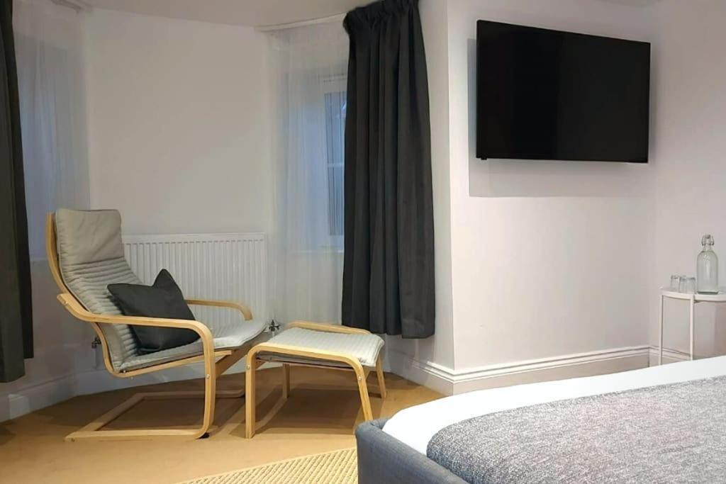 2 Bedroom City Centre Duplex Apt Preston  Buitenkant foto